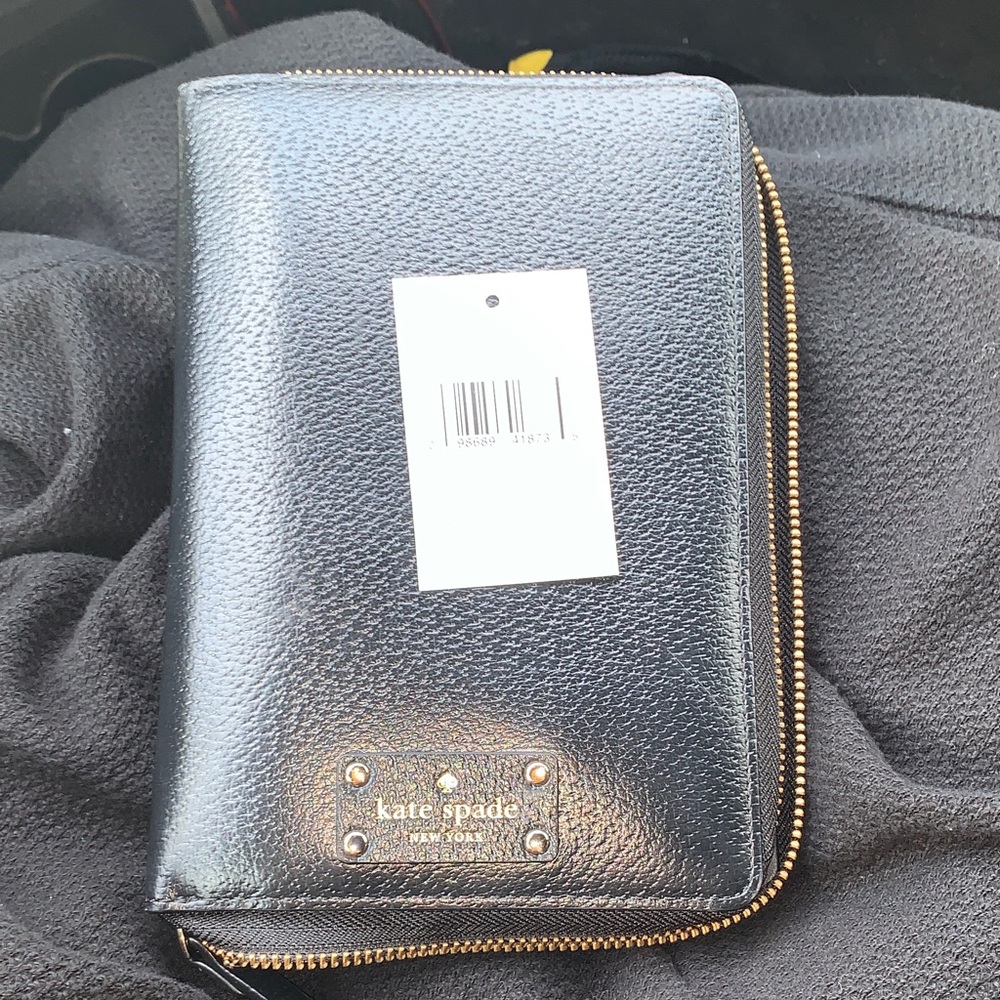 Kate Spade Black Zip-Around Wallet & Personnel Organizer - Picture 2 of 7